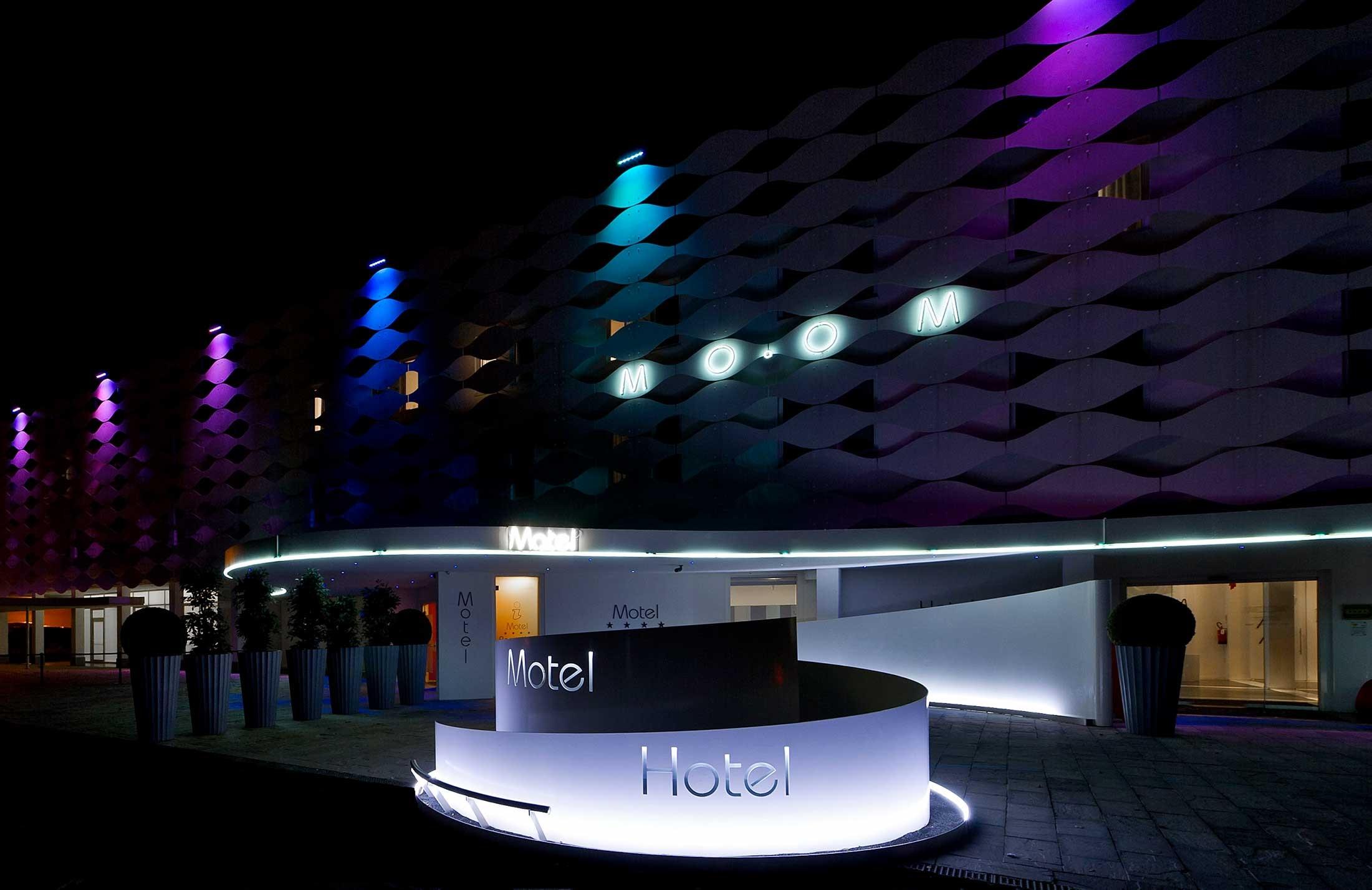 Mo.Om Hotel Olgiate Olona Exterior foto